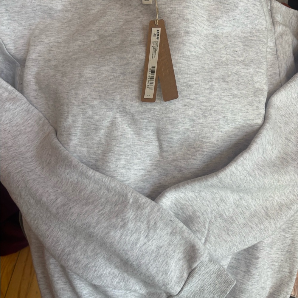 NWT SKIMS Women's Light Gray Sweatshirt - Picture 4 of 13